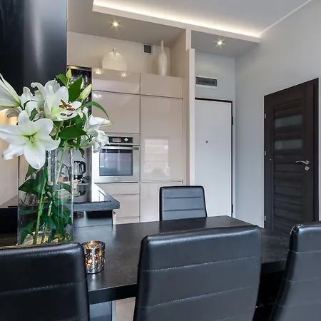 Elite Tartaczna Deluxe *