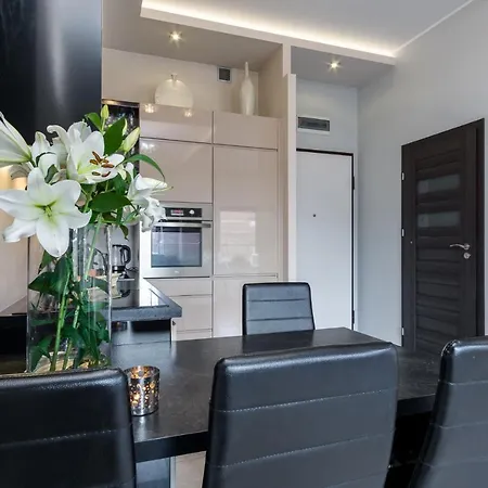 Elite Tartaczna Deluxe * Danzica